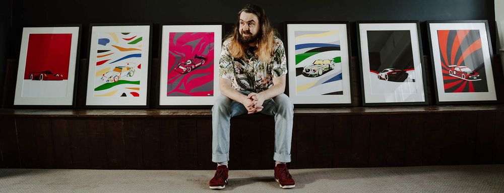 Фестиваль цвета: яркое искусство гоночного автомобиля Porsche от Джейка Йората.
