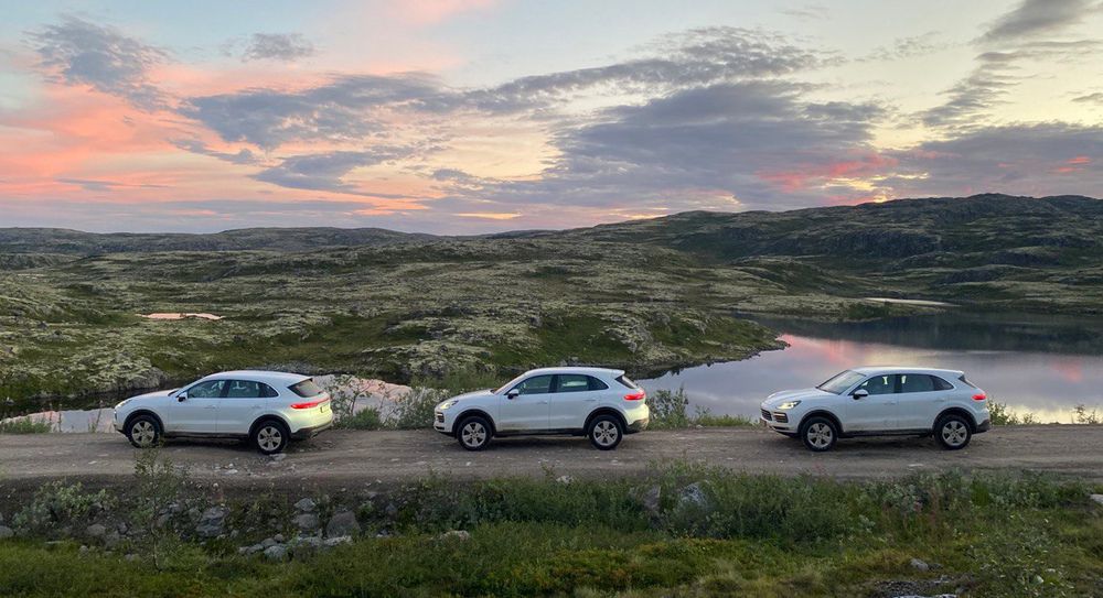 Автомобильный тур на Кольский полуостров на Porsche Cayenne.